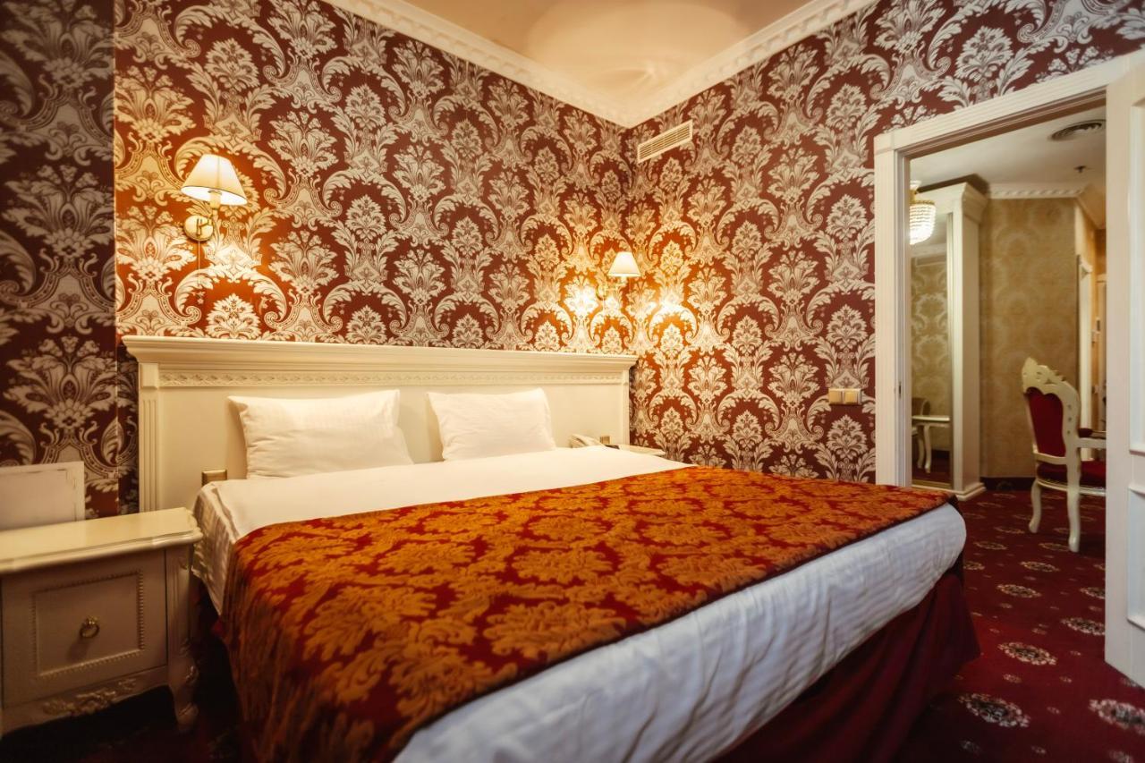 De Paris Hotel Kijev Kültér fotó