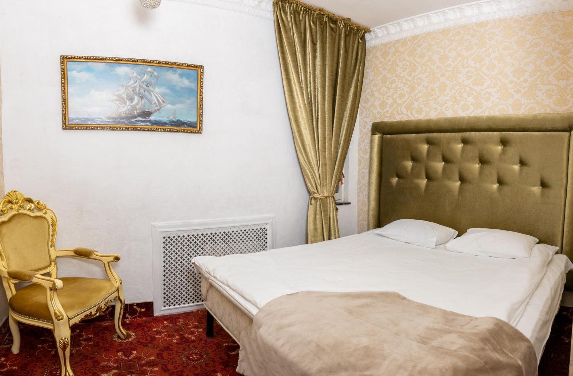 De Paris Hotel Kijev Kültér fotó