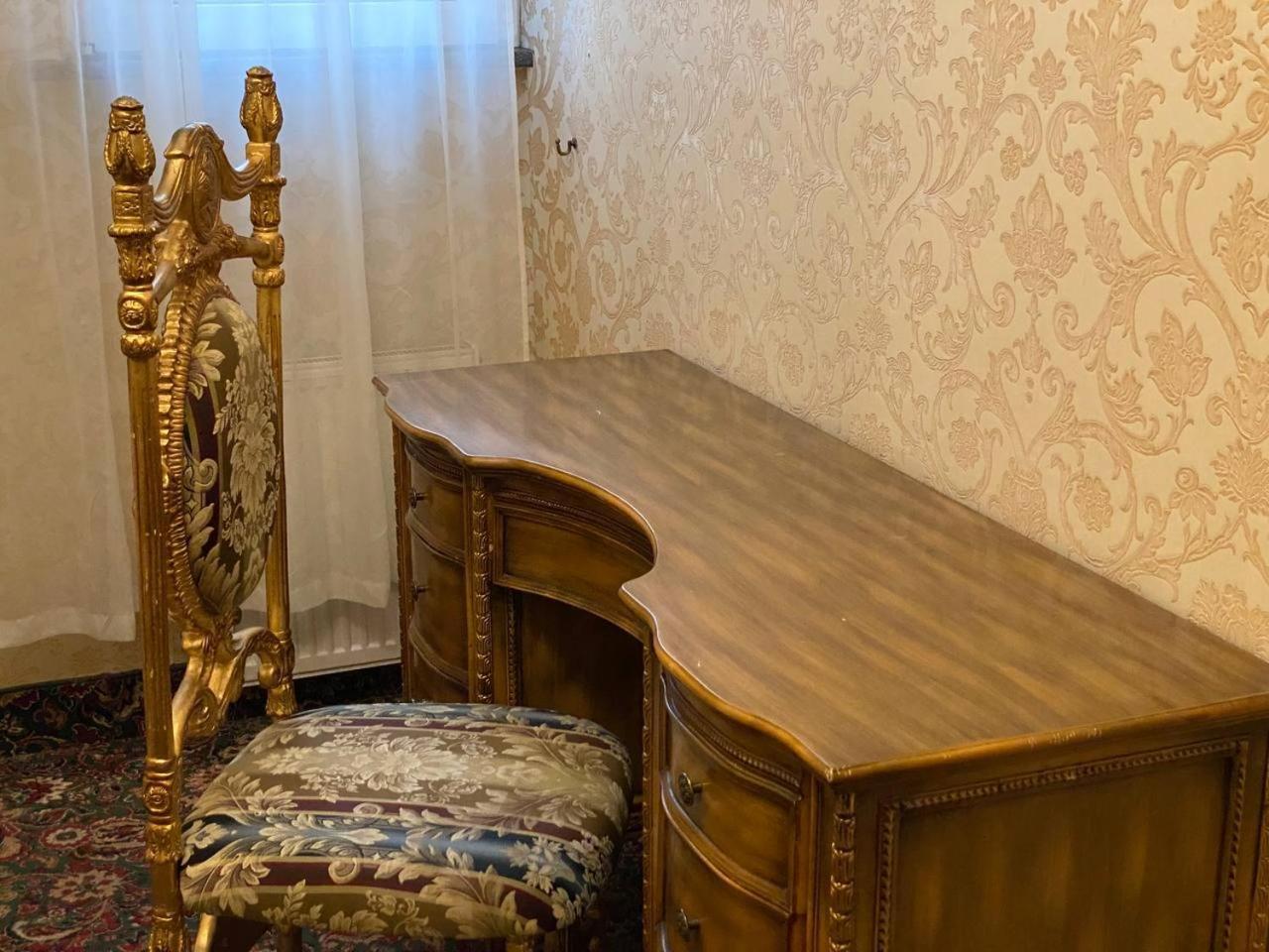 De Paris Hotel Kijev Kültér fotó