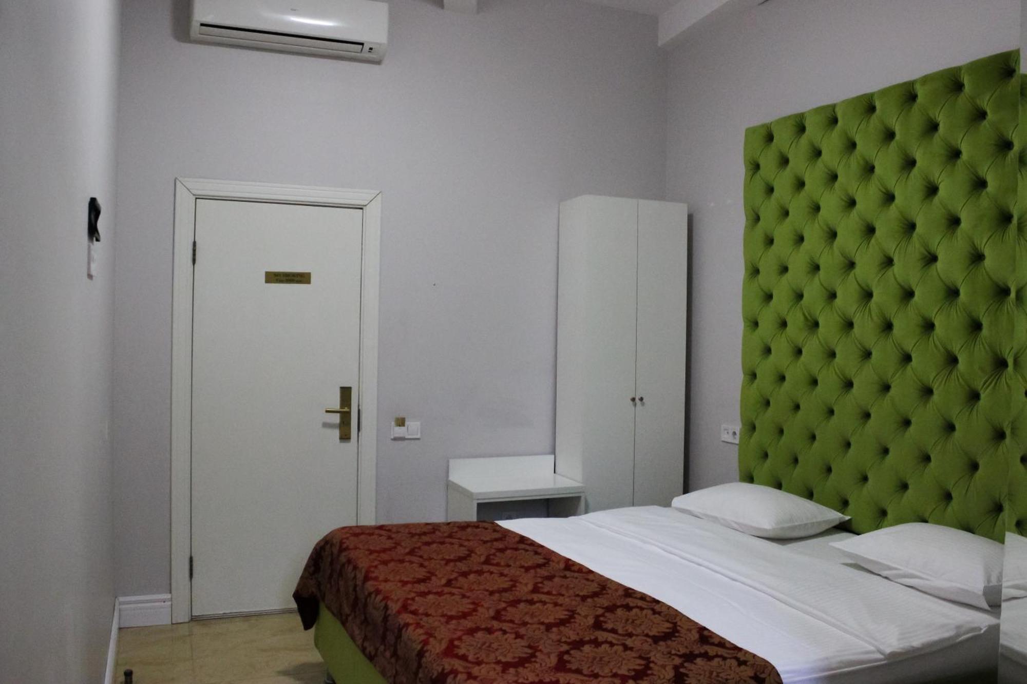 De Paris Hotel Kijev Kültér fotó