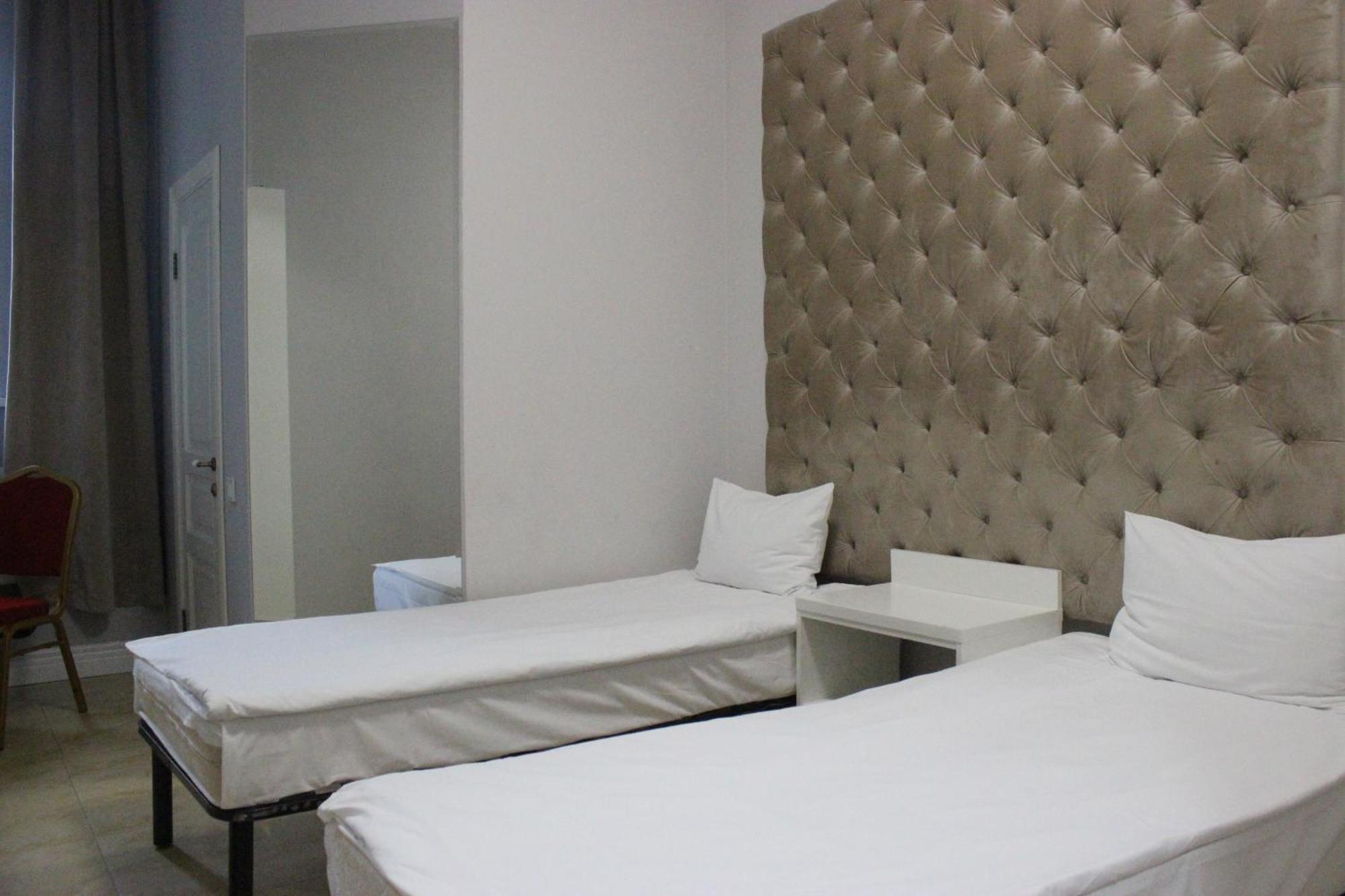 De Paris Hotel Kijev Szoba fotó