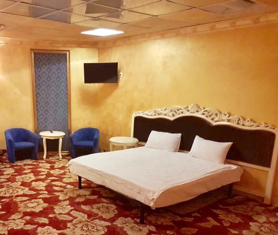 De Paris Hotel Kijev Kültér fotó